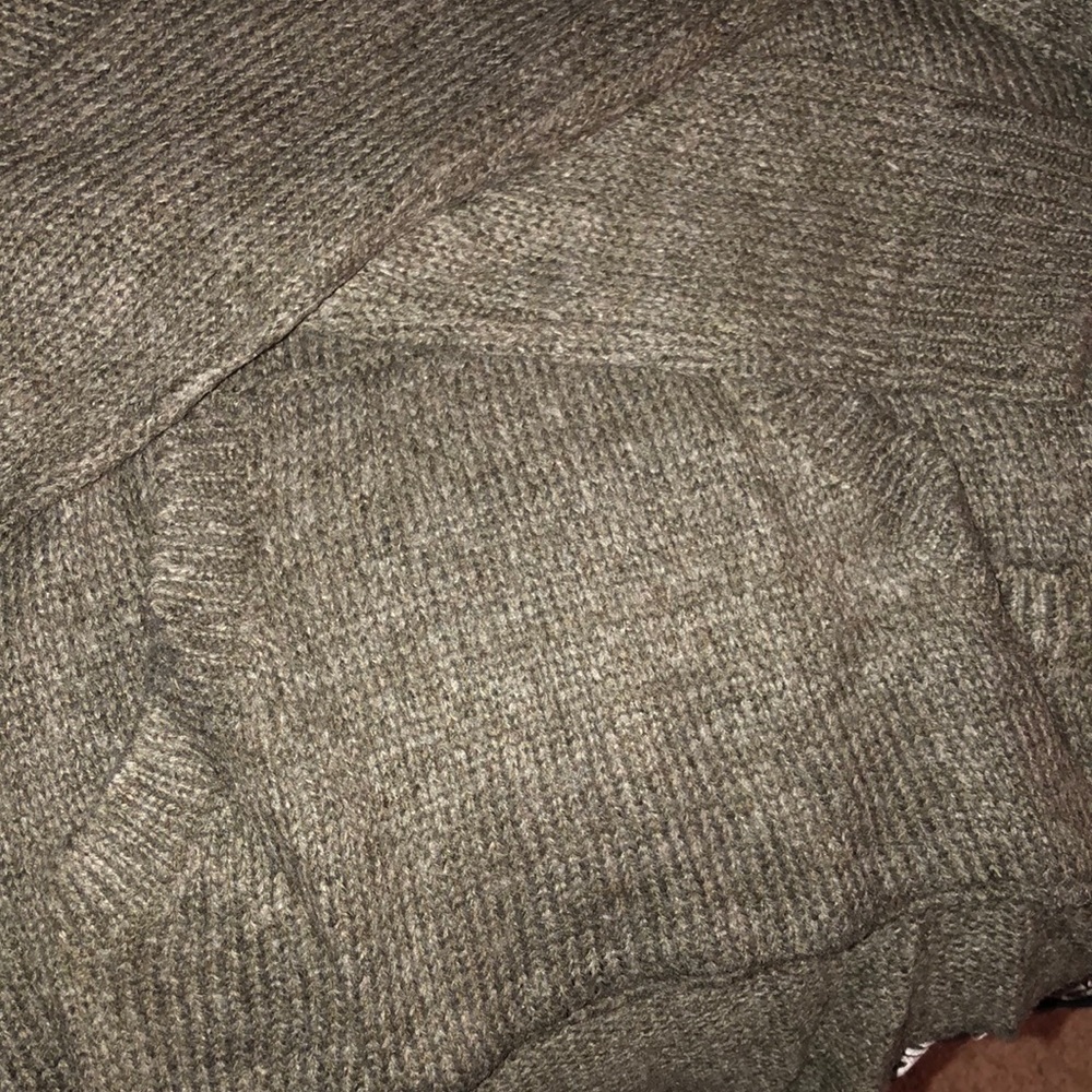 Urban outfitters army green hoodie - Picture 2 of 3
